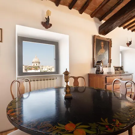 Farnese Stunning Penthouse | Romeloft Apartment