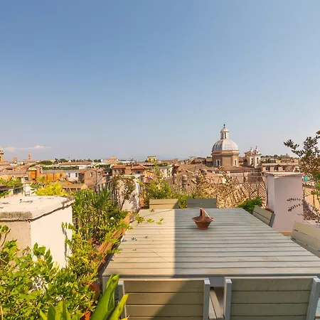 شقة Farnese Stunning Penthouse | Romeloft *