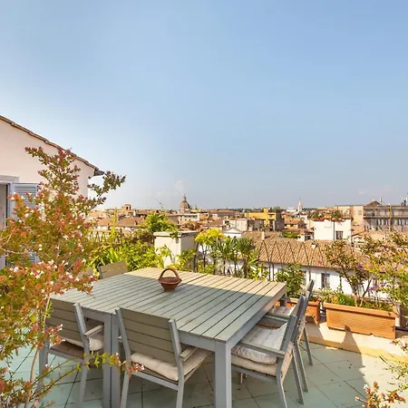 Farnese Stunning Penthouse | Romeloft روما